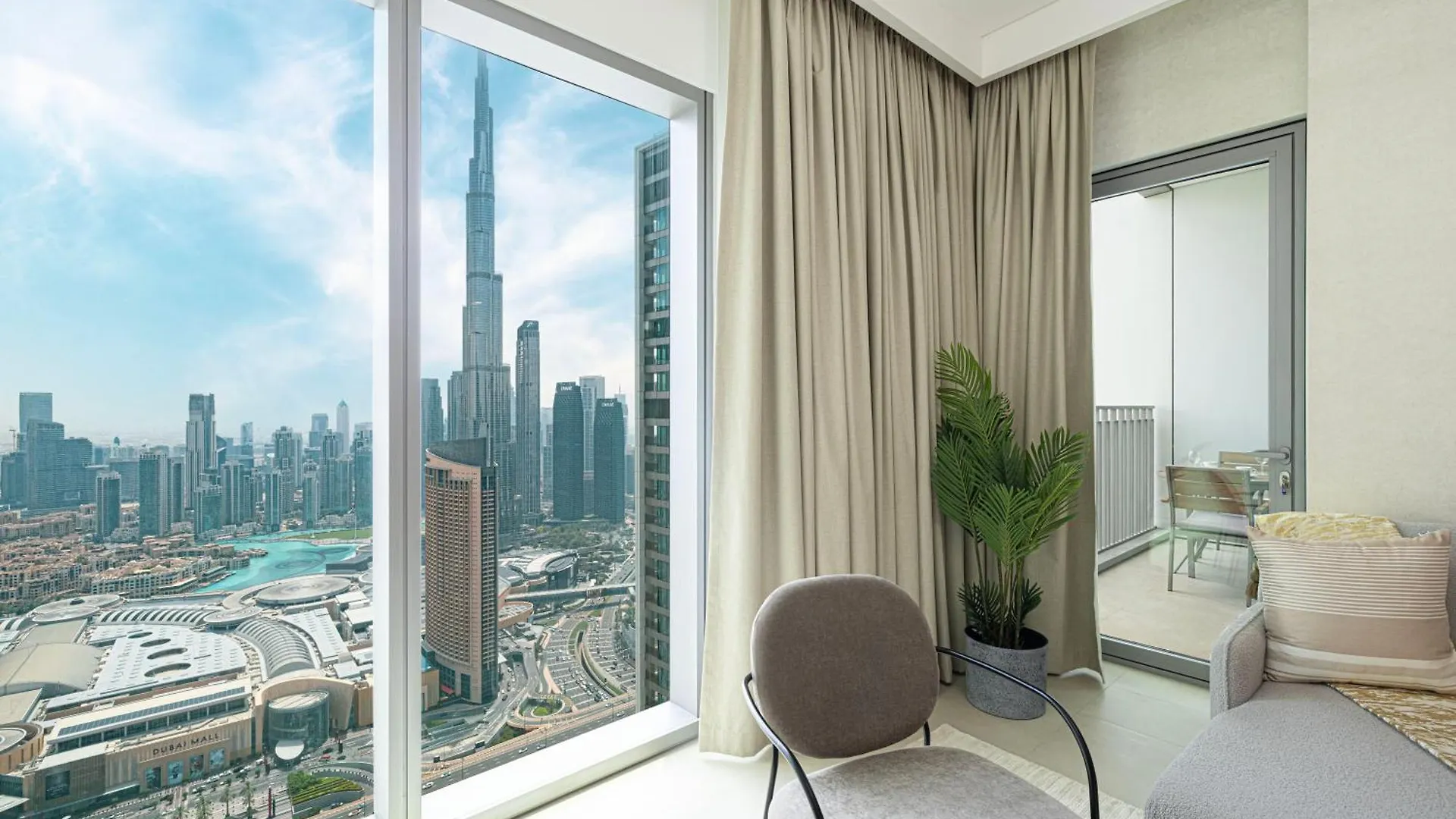 Premium 2 Bedroom High-Floor Apartment Offering Spectacular Burj Khalifa & Fountain Views, Steps Away From Dubai Mall - Downtown Dubai By Stayfinity - Max 8 Guests United Arab Emirates